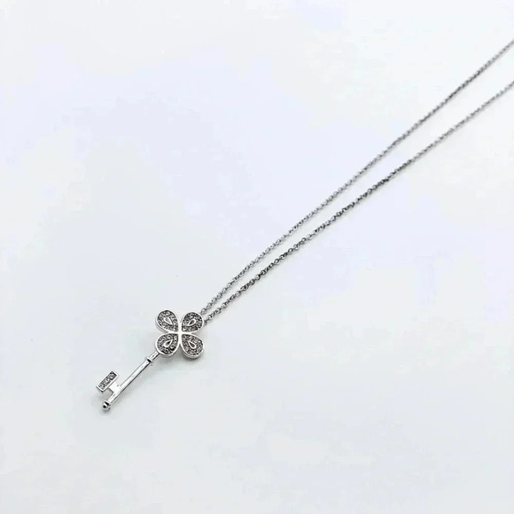 Key necklace - Picture 1 of 6